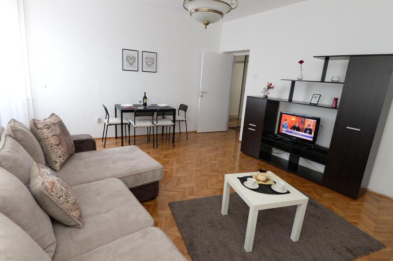 Appartamento Obilic Belgrado Esterno foto