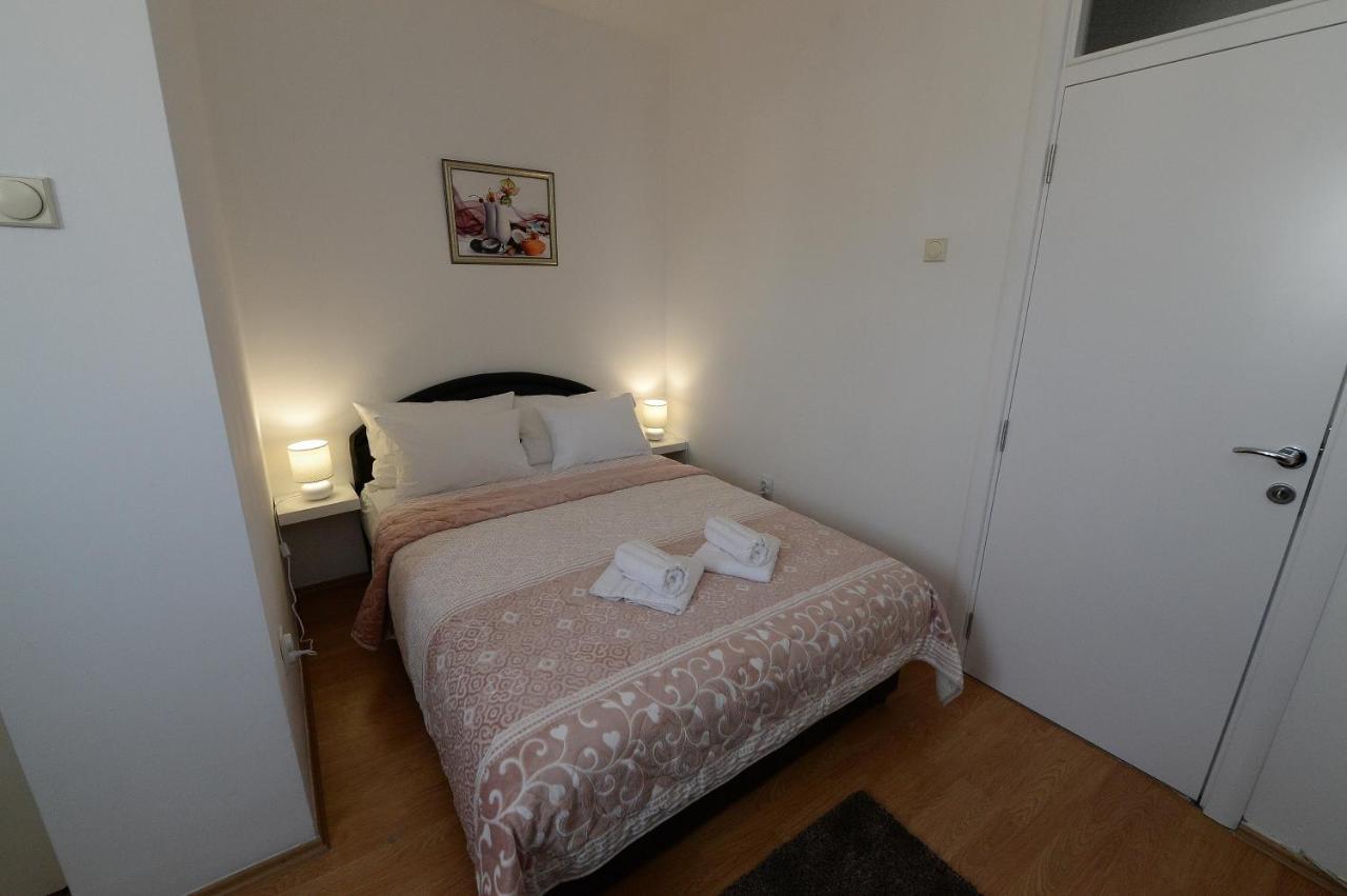 Appartamento Obilic Belgrado Esterno foto
